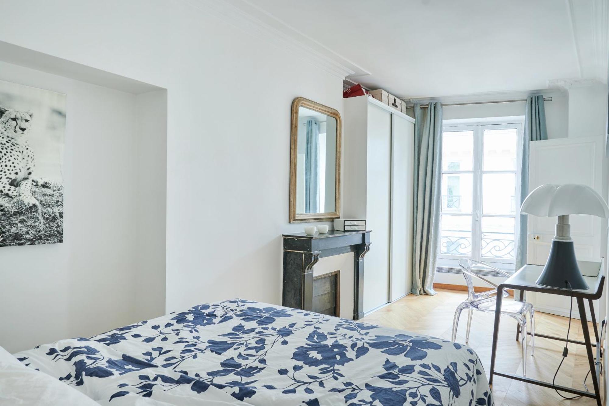 Appartement Elysee/fg St Honore- 2 Pieces De Luxe Parijs