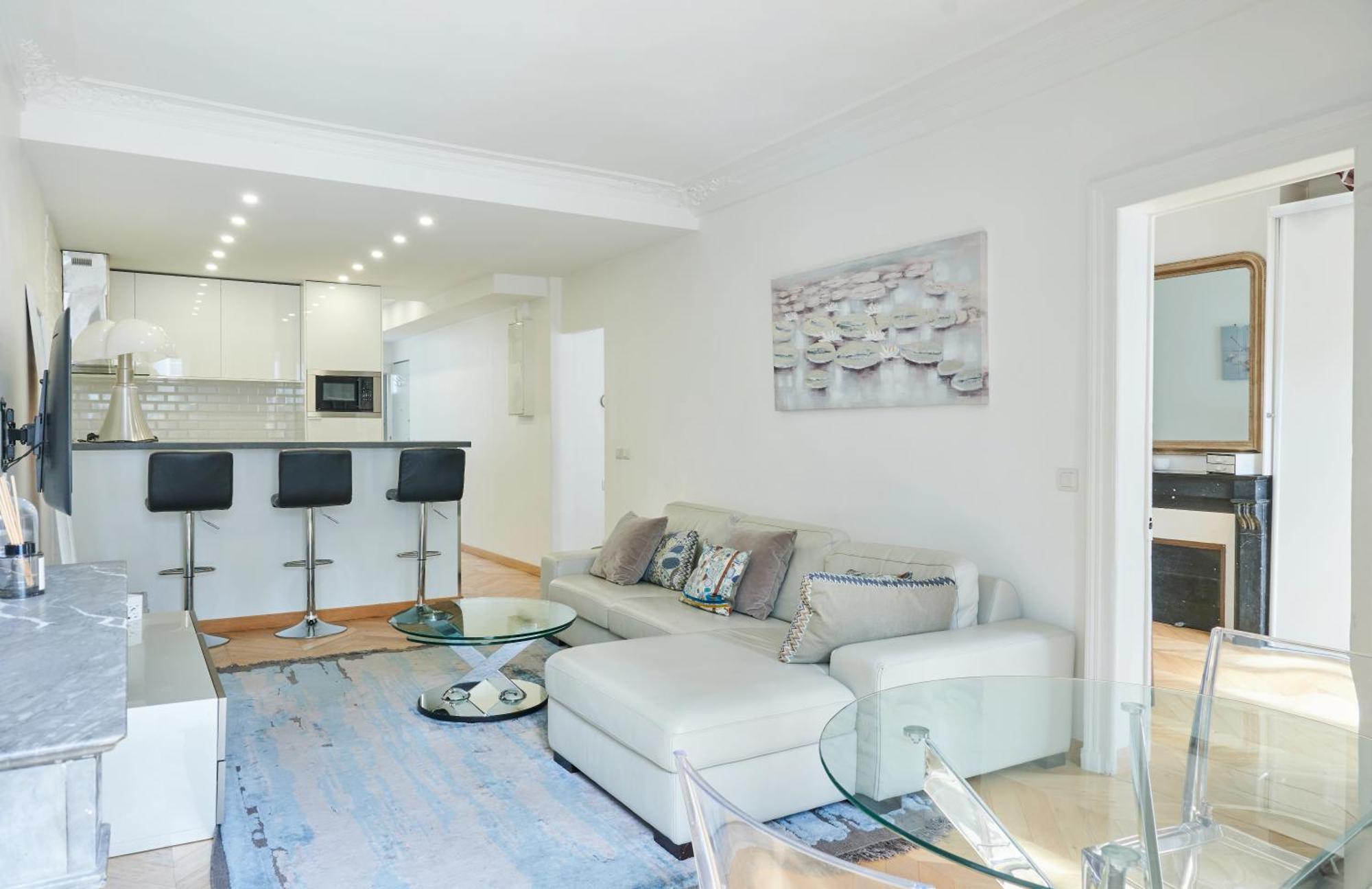 Appartement Elysee/fg St Honore- 2 Pieces De Luxe Parijs